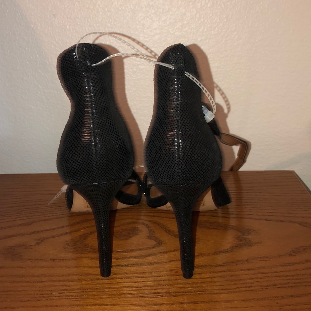 High heels - Picture 3 of 8